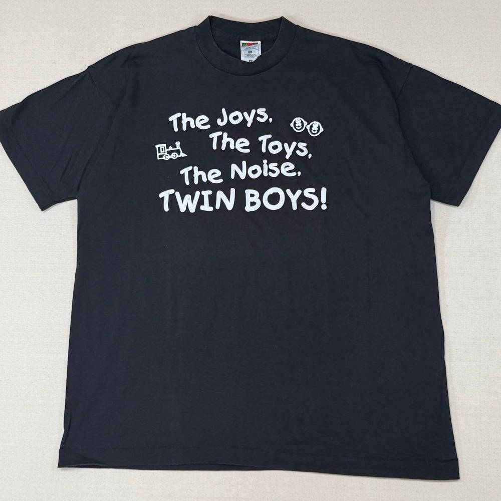 Vintage Fruit of the Loom Twin Boys T-Shirt XL Black Single Stitch USA 90s funny